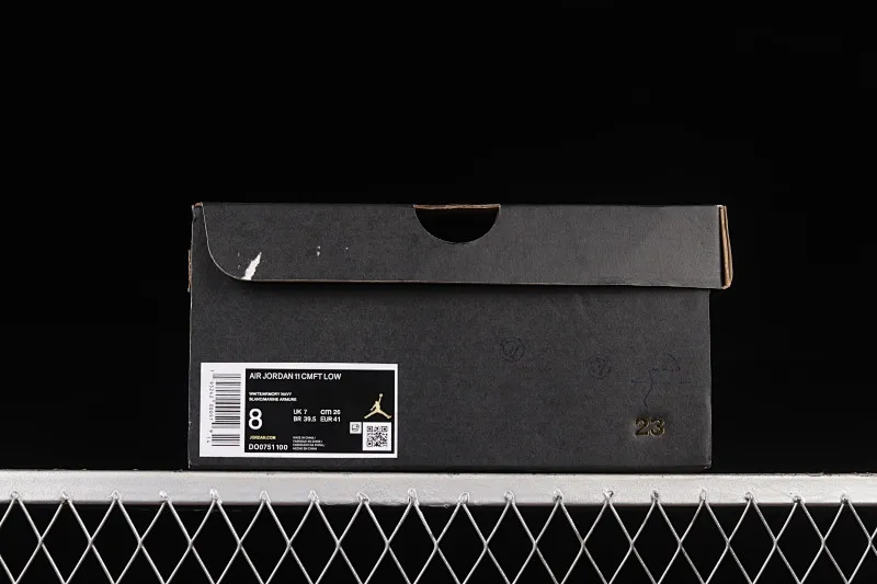 All categories Air Jordan Jordan series basketball shoes Air Jordan 11 Air Jordan 11 CMFT Low AJ11 Joe 11 Legend Blue low-top anti-slip shock-absorbing basketball shoes DO0751-100